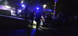 У Дніпрі жінка стрибнула із Центрального мосту: рятувати поплив очевидець