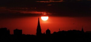 Одесситы наблюдали красивое суперлуние (фото)