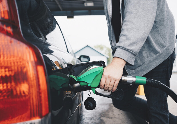 В Днепре резко подорожал бензин: какие цены на заправках - 