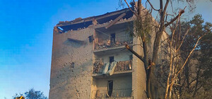 Армия РФ в очередной раз сбросила авиммбомбу на пятиэтажку в Орехове