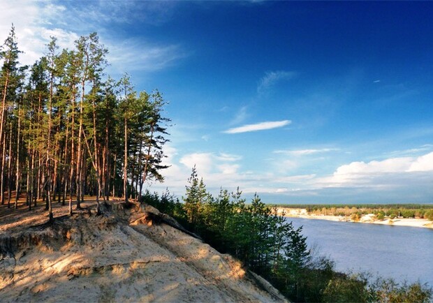 У Дніпропетровській області власники турбаз не пускають місцевих до Блакитного озера- 