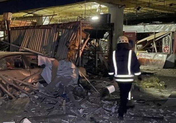 Взрывы в Днепре ночью 24 августа: пострадали 7 человек - 