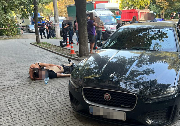 В Днепре патрульный выстрелил в мужчину на проспекте Мазепы: видео 18+ -