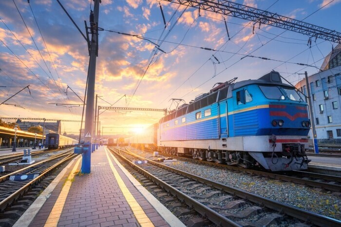 Поїзд Одеса-Дніпро затримується в Одеській області - 