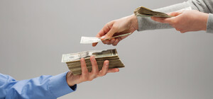 Курс валют в Украине 14 сентября 2023: сколько стоит доллар и евро