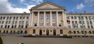 В мэрии Запорожья сообщили, что не могут отказаться от ремонтов дорог в пользу дронов