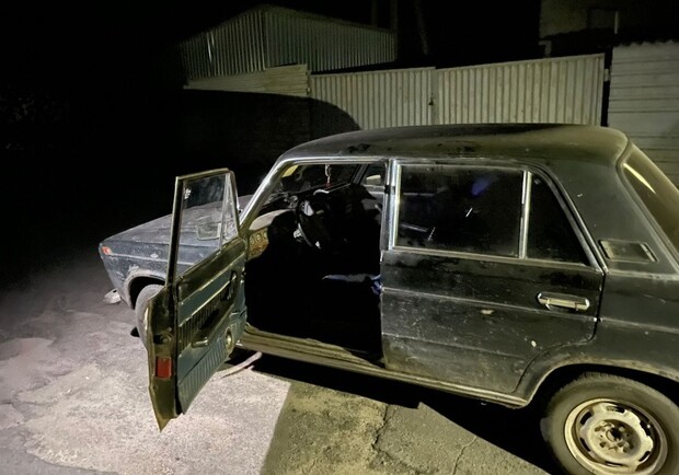 В Дніпропетровській області троє чоловіків викрали автівку, щоб покататися - 