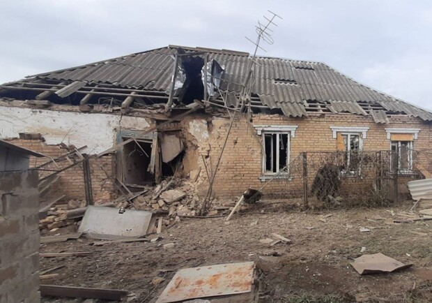 Оккупанты 5 ноября ударили по Днепропетровской области: есть погибший и двое раненых. Фото иллюстративное с обстрелов 4 ноября