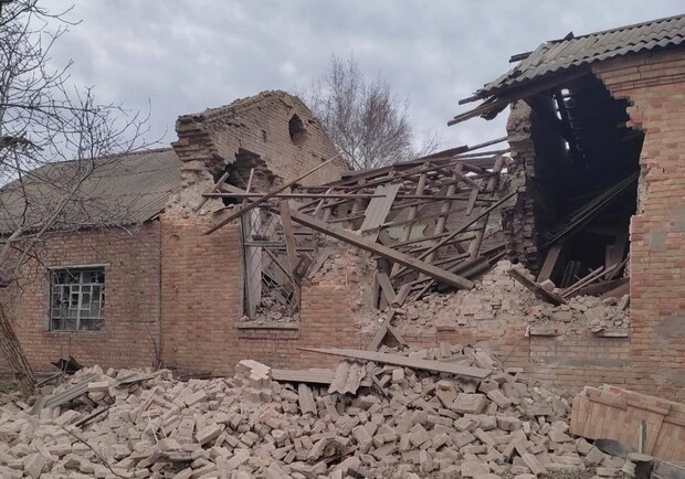 Взрывы в Днепровском, Криворожском, Никопольском районах: что известно к утру 