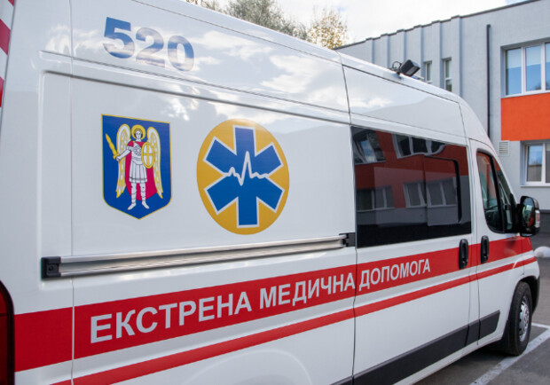 Был в состоянии клинической смерти: в Днепре медики спасли жизнь мужчине на центральном рынке фото: lb.ua
