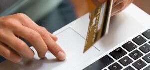 Запорожцев предупреждают о мошеннической схеме с денежными выплатами