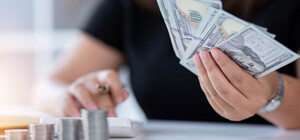 Курс валют в Украине 23 марта 2024: сколько стоит доллар и евро