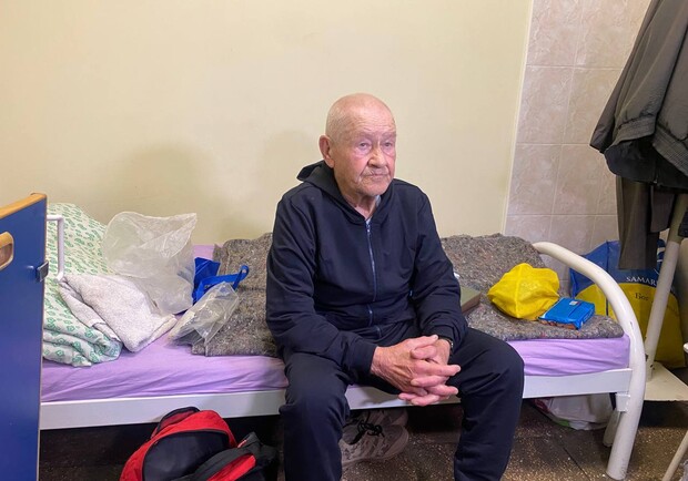 Він склав своє життя у рюкзак і навтікати: 88-річний пенсіонер з Очеретяного пішки вийшов з окупованої території 