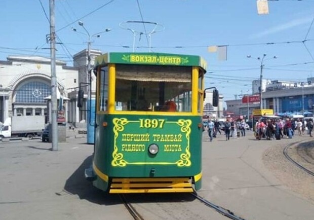Легендарний ретро-трамвай вийде на колії Дніпра: коли та який графік роботи 