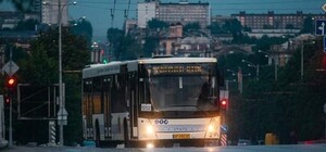 У Запоріжжі повернуть платний проїзд у тролейбусах та трамваях: скільки коштуватиме