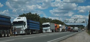 В Одесской области вступает в силу летний запрет на движение фур днем