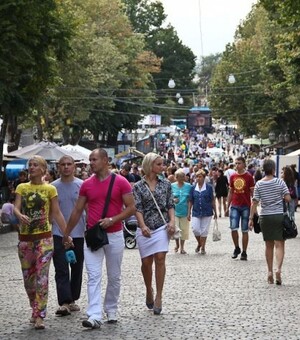 Концерт VOLKANOV и спектакль 