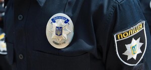 Задержание мужчины у стоянки на Грушевского в Одессе: ситуацию прокомментировали патрульные