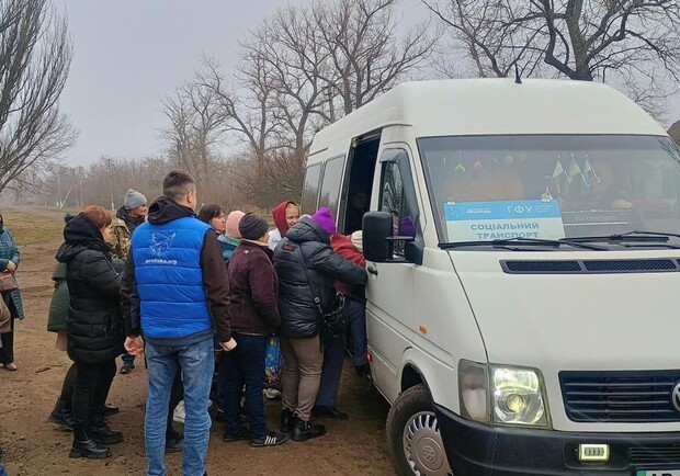 У Дніпропетровській області запустили соціальні маршрути для прифронтових громад - 