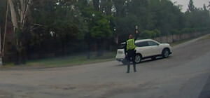 У Запоріжжі водій Nissan проігнорував хвилину мовчання: що йому загрожує