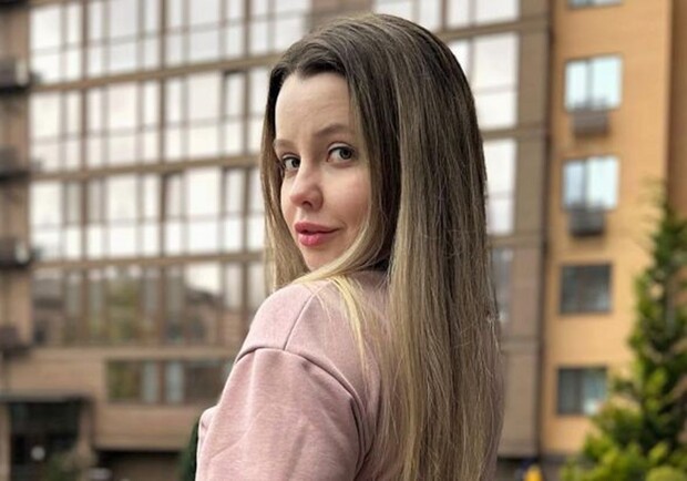 Блогерка из Днепра заплатила $15 тысяч за незаконный выезд эксбойфренда из Украины - 