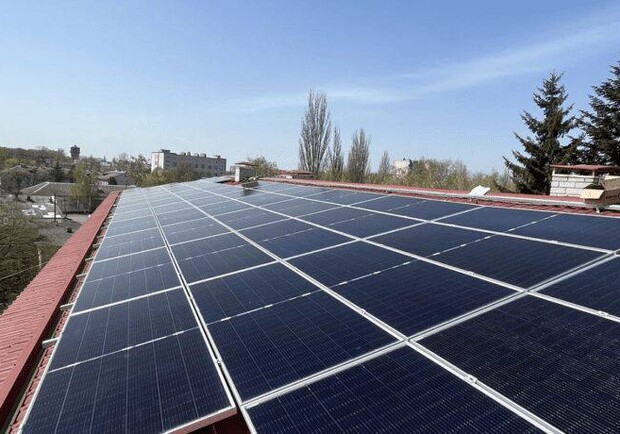 У Дніпрі закупили сонячні електростанції для шкіл удвічі дорожче за ринкову ціну - 