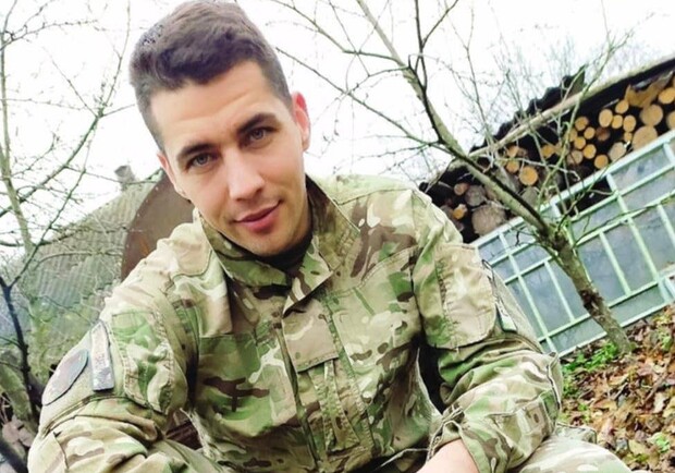 На Дніпропетровщині лікують військового, який з перерізаним горлом пʼять діб повз до українських позицій після полону РФ 