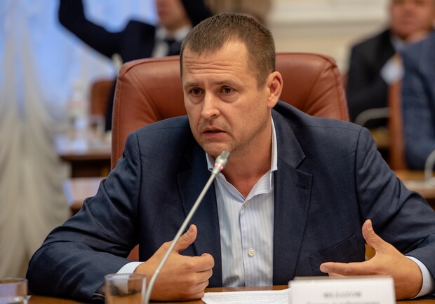 Борис Филатов снова излагает: в Днепре стартовал цикл лекций о патриотизме 