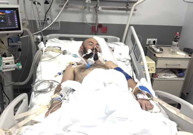 Певец Adam в коме: Миша Клименко борется с туберкулезным менингитом -