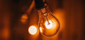 Графік погодинних відключень електроенергії на Львівщині: як дізнатися свою групу