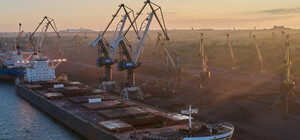 Росія вдарила по порту: пожежа та понад 120 тисяч людей без світла на Одещині