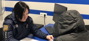 Побила через відмову одягатися: на Одещині вихователька катувала шестирічного хлопчика