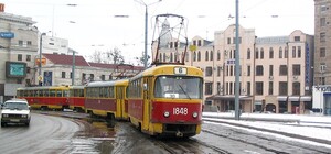 Через обстріл частина трамваїв та тролейбусів не курсує