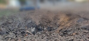 Російські війська атакували Харків безпілотниками: один застряг на дереві