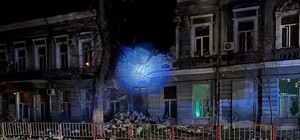 Зазнали пошкоджень будинки та навчальний заклад: подробиці нічного обстрілу Одеси (оновлено)