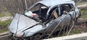 Под Харьковом дрон атаковал гражданский автомобиль