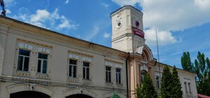 Скандал в Днепре: из-за «заморозки» хотят закрыть легендарный музей, горожане бьют тревогу