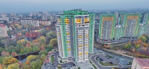 Киевская многоэтажка осталась без отопления и горячей воды: новое ОСМД не может заключить договор с 