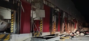Ворожий удар по Одещині: пошкоджено логістичний об'єкт поштового оператора