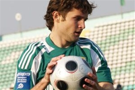 В сезоне 2010-2011 года Кулаков играл за "Ворсклу". Фото с сайта obozrevatel.com