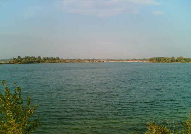 Голубые озера Днепродзержинска имеют широкую популярность среди жителей области. Фото с сайта .geocaching.su