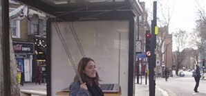 Новые остановки в Луганске: три  лавочки и афиша