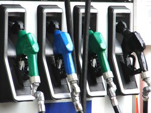 Цены на бензин впали в летнюю спячку. Фото с сйта sxc.hu