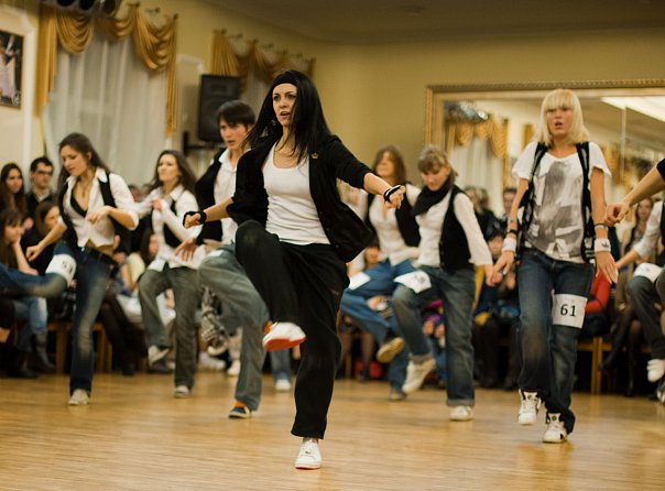 После таких уроков вы окажетесь в центре внимания на любой танцплощадке! Фото с сайта dance.dp.ua