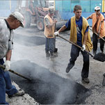 По улице Янгеля будет выполнен ямочный ремонт. Фото с сайта dnepr.info