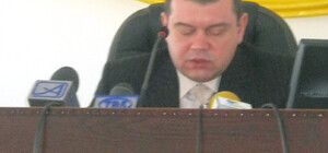 Наказания за избиение запорожской журналистки не будет