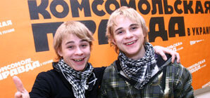 Братья Борисенко довели свою первую учительницу до слез в прямом эфире