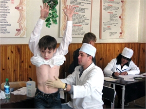 Медики считают, что во многих детских заболеваниях виноваты сами родители. Фото с сайта kp.ua