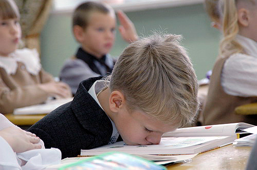 Младшим школьникам жизнь усложнили информатикой и иностранным языком. Фото с сайта monte-club.ru