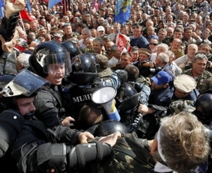 Митингующие намерены свергнуть Верховную Раду. Фото УБР